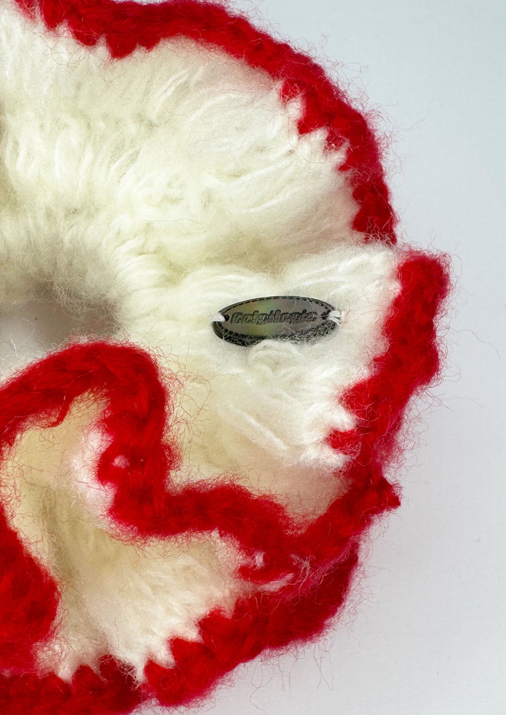 Gigantische gebreide dubbellaagse mohair scrunchie | Wit+Rood 