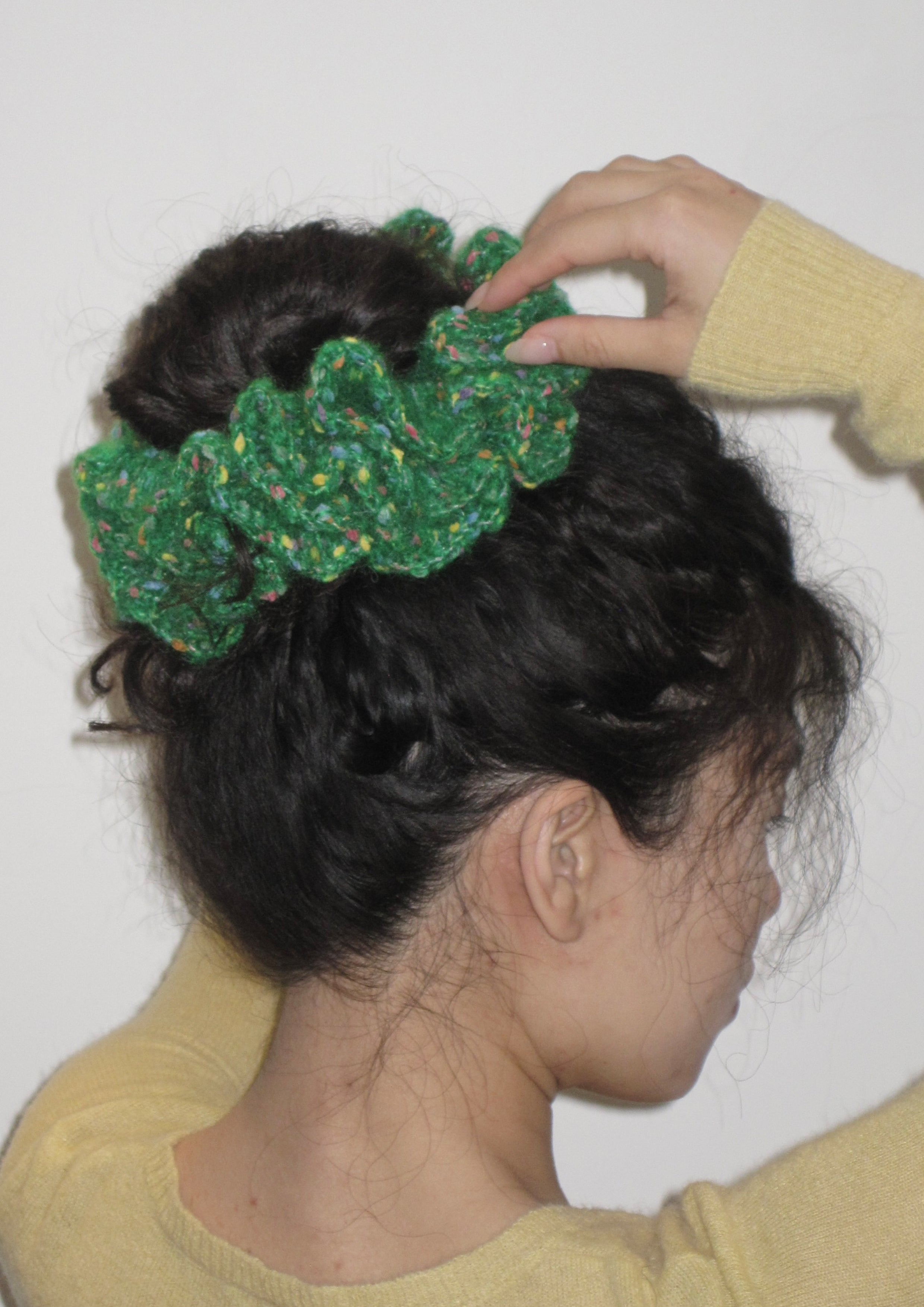 Mega Crochet Mohair Scrunchie | Chrismas Green